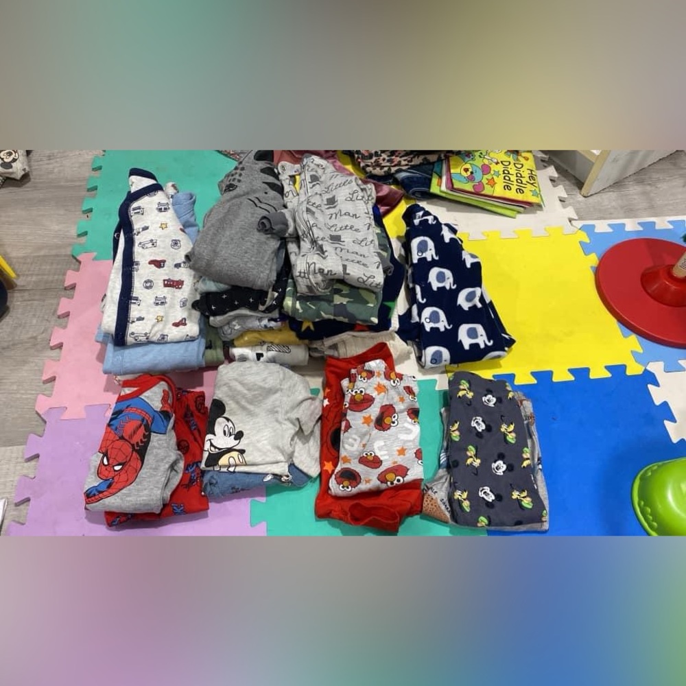 6,6-9,9m sleepers,pjs,holiday sets,short sleeve onesies, long sleeve,pants,tanks